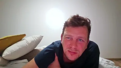 solob11 bezmaksas live xxx cams