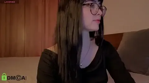 ARIA_MORA zdarma živé xxx cams