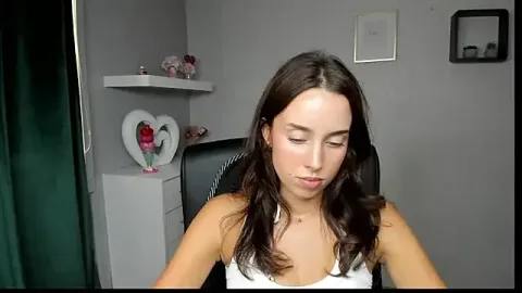 AdeleSolo zdarma živé xxx cams
