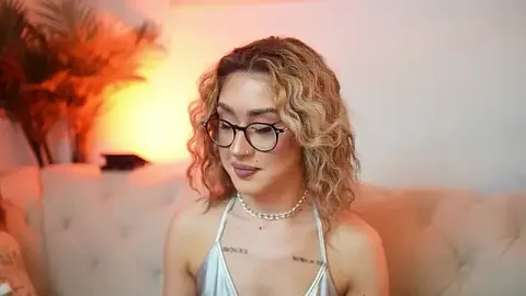 AileenKiss ücretsiz canlı xxx cam