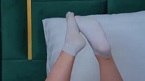 CrystalLyons free live xxx cams