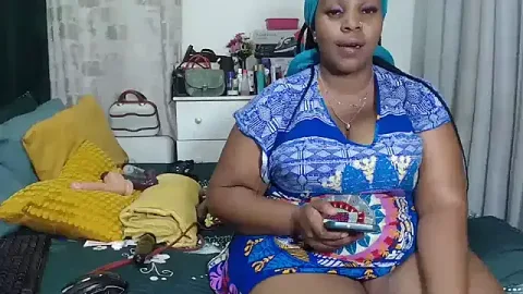 GaggingQueenxx free live xxx cams