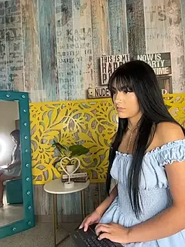 HeyScarletXXX 免费直播 xxx 摄像头