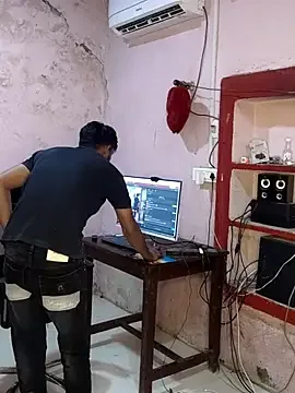 HotXKrish cams xxx ao vivo grátis