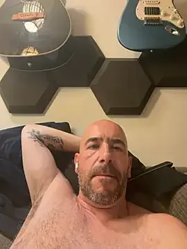Italianstallion2756 free live xxx cams