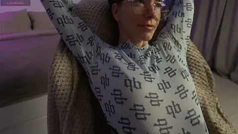 Katy_Kar ücretsiz canlı xxx cam