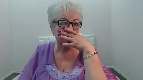 KayleSmoll zdarma živé xxx cams