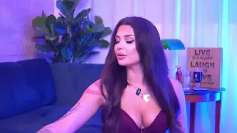 KylieKroftt ücretsiz canlı xxx cam