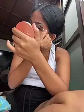 LeahBar free live xxx cams