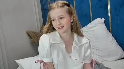 LilianHowards free live xxx cams