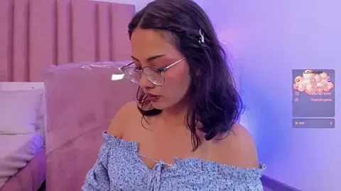 Lily_beth_ ücretsiz canlı xxx cam