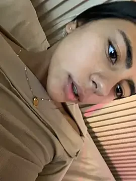 Lilybeeth 免费直播 xxx 摄像头