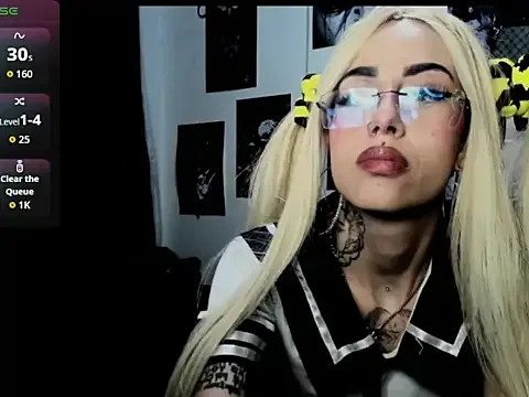 Lunatic_lit_ free live xxx cams