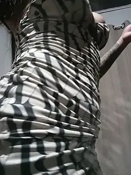 Milabri 免费直播 xxx 摄像头