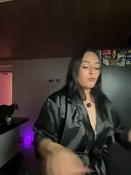 NandaVixen cam xxx trực tiếp miễn phí