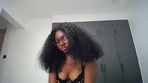 Pretty_Liya08 zdarma živé xxx cams