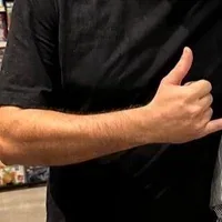 RafaelT86 免费直播 xxx 摄像头