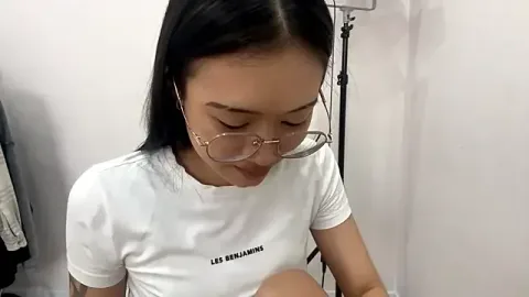 SabraMyra 免费直播 xxx 摄像头
