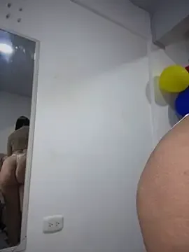 Sarahballiston_ cam xxx trực tiếp miễn phí