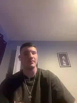 Shaded24 免费直播 xxx 摄像头