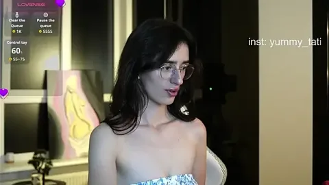 YummyTati δωρεάν live xxx cams