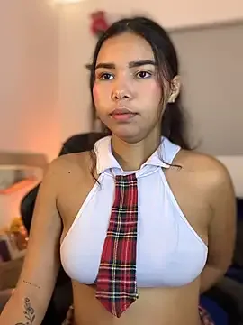 __MADSIE__ ücretsiz canlı xxx cam