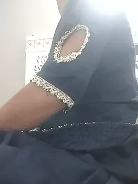 hey_pooja cam xxx trực tiếp miễn phí