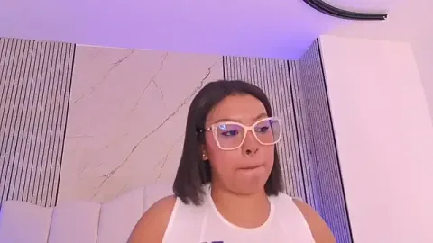 sh_malala zdarma živé xxx cams