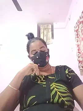 tamilratchasii безкоштовні live xxx cams