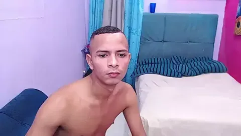 twink_fucks kostenlose live xxx cams